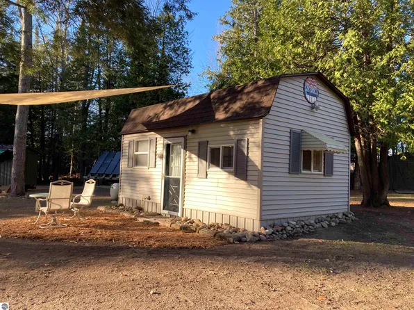 N A Heath Rd, Lupton, MI 48635