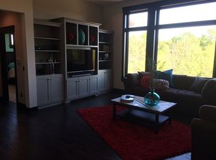 3600 Gillette Ridge Dr NW, Grand Rapids, MI 49544