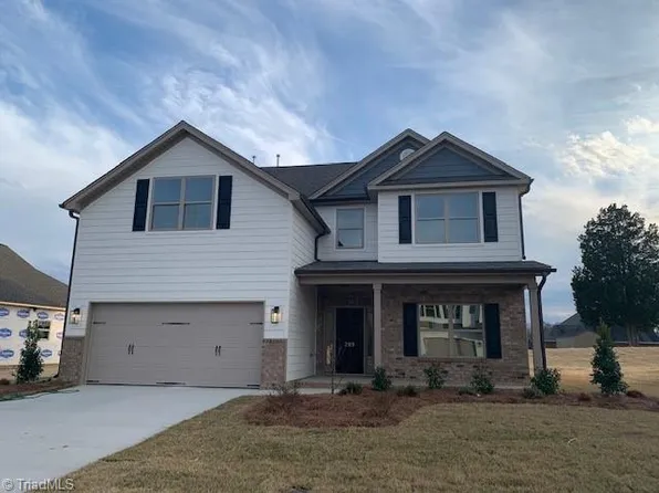 209 Royal Pines Dr, Trinity, NC 27370