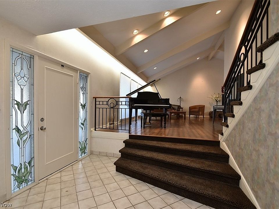 25356 Bridgeton Dr, Beachwood, OH 44122 Zillow