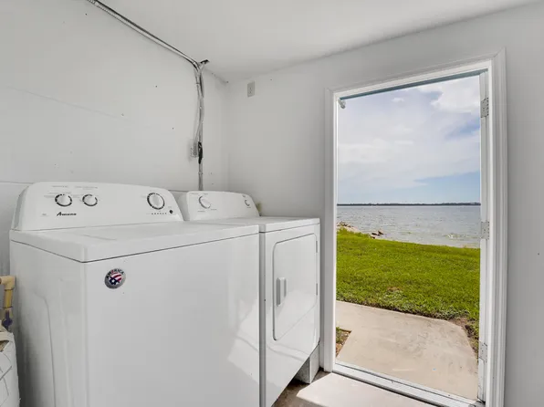 9200 44th Avenue, Sebastian, FL 32958