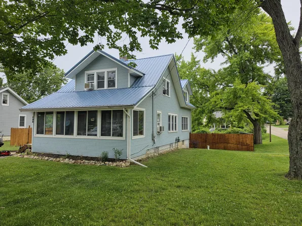 122 High St, Rives Junction, MI 49277