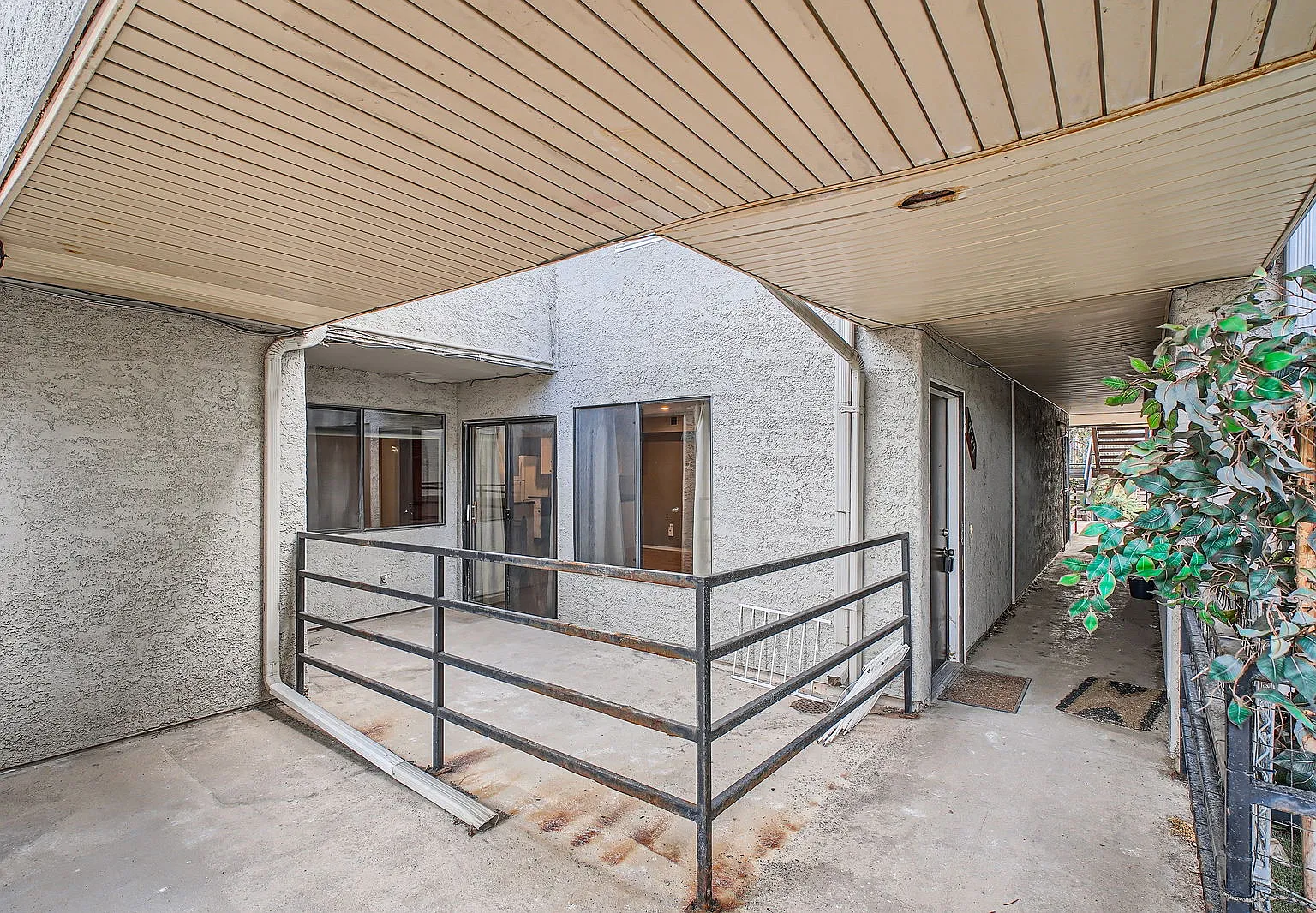 1 bed, 746 sqft, $1,595 — Photo 3