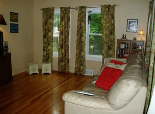 101 Sylvester St, Springfield, MA 01109