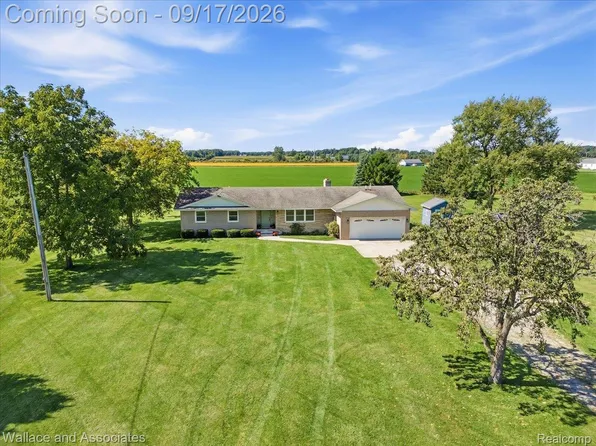 7925 Wildcat Rd, Jeddo, MI 48032