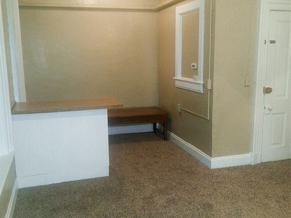 Breakfast Bar/Eating Area