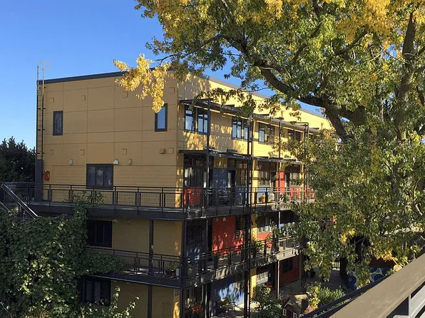 2525 N Killingsworth St APT 207, Portland, OR 97217