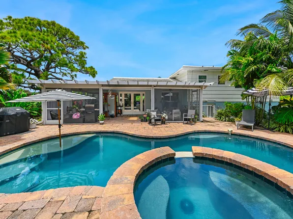 600 Mission Hill Road, Boynton Beach, FL 33435