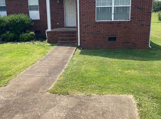616 2nd Ave S #B, Loretto, TN 38469