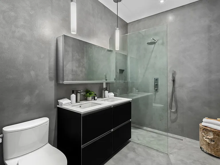 324 W 108th St #31 — Photo 5