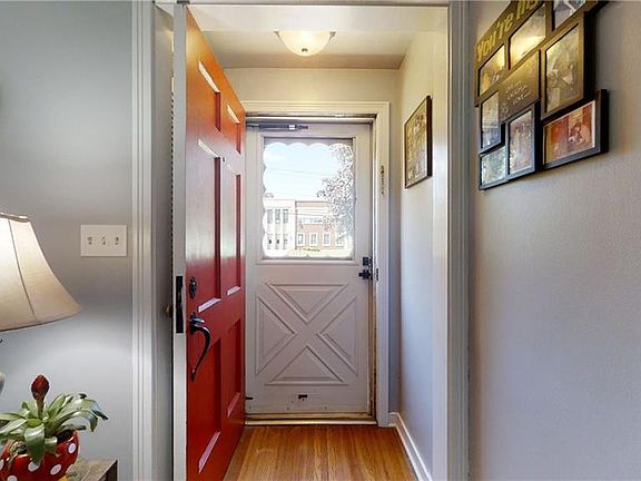 5th image of 3195 Elmwood Ave