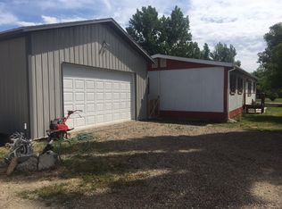 112 3rd St, Glendive, MT 59330