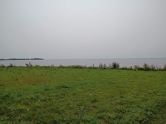 3rd image of 11 Provost Cove Rd