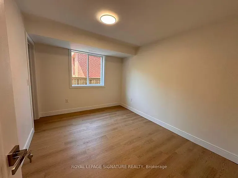53 Bishop Ave #1A — Photo 4