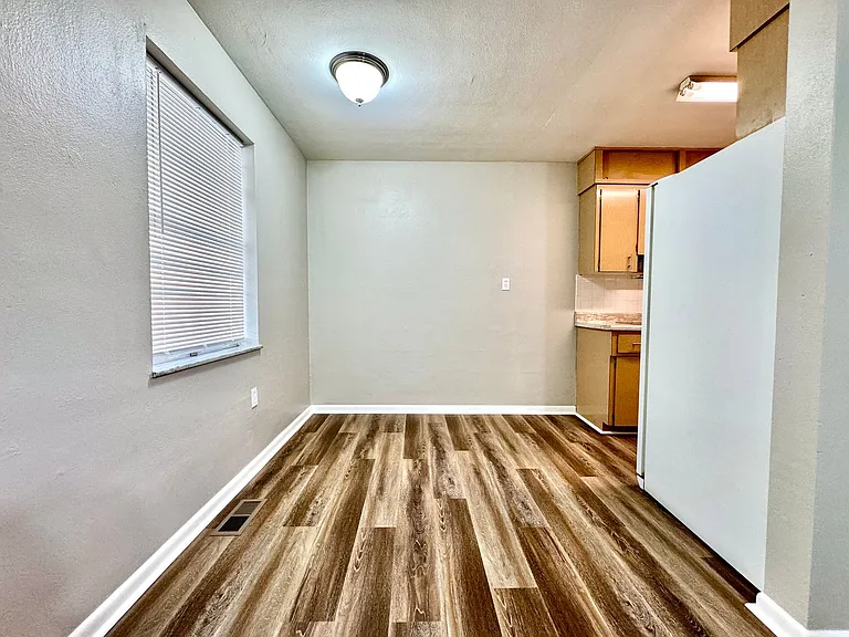 1274 Highland Ave (Dayton) — Photo 6