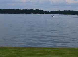 233 Vivian Rd, Onalaska, TX 77360