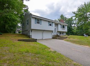 33 Wood Hawk Way, Litchfield, NH 03052
