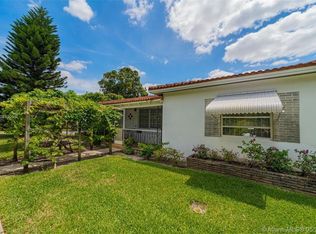 355 SW 64th Ct, Miami, FL 33144