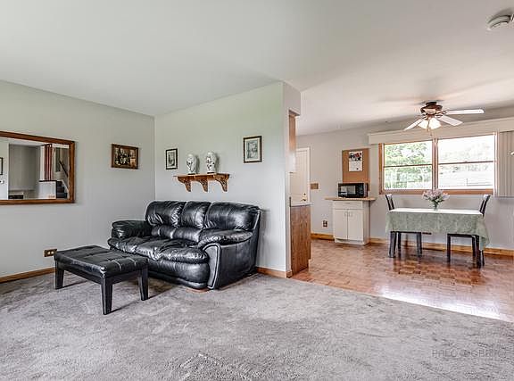 4th image of 18370 W Woodland Ter