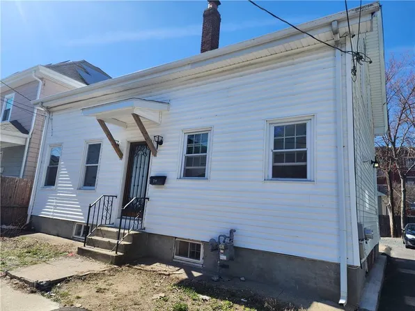 20 Vandewater St, Providence, RI 02908