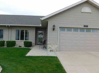 317 Valley View Dr, Lena, IL 61048