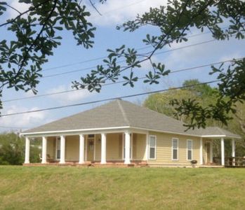 1706 N Main St, Water valley, MS, 38965