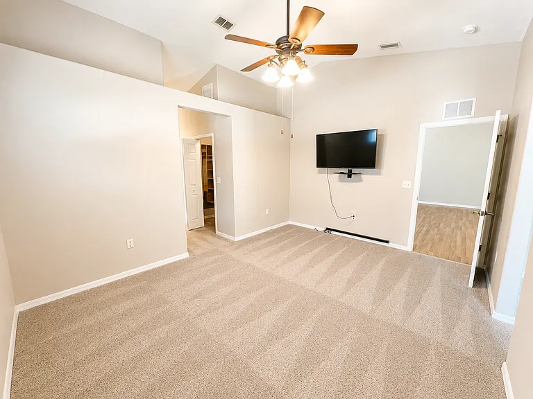 14244 Mulkerin Dr — Photo 15