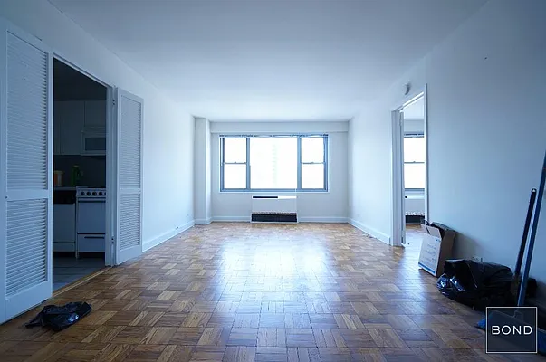 Rented by Bond New York | media 14