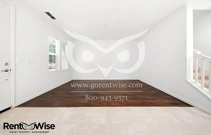 3 bed, 2.5 bath, 1402 sqft, $4,000 — Photo 4