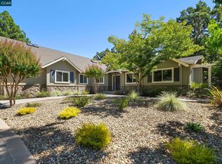 1090 Scots Ln, Walnut Creek, CA 94596
