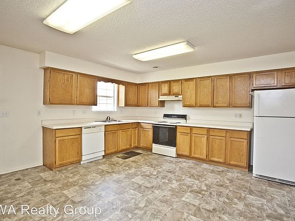5th image of 56B Holly Dr