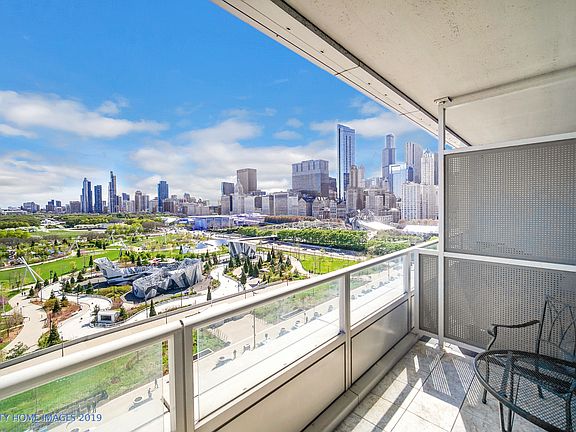 3rd image of 340 E Randolph St APT 1001