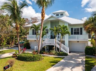 27232 J C Ln, Bonita Springs, FL 34135