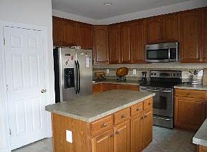 3rd image of 6215 Lawson Dr