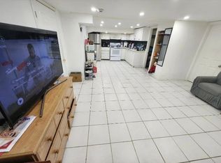 3244 Lawrence Ave E #Basement, Toronto, ON M1H 1A4