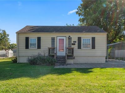 706 S Kansas Ave, Olathe, KS, 66061