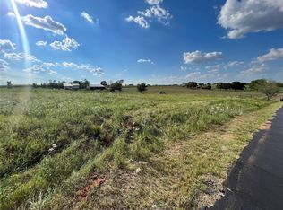 9975 N Triple H Rd #3, Weatherford, OK 73096