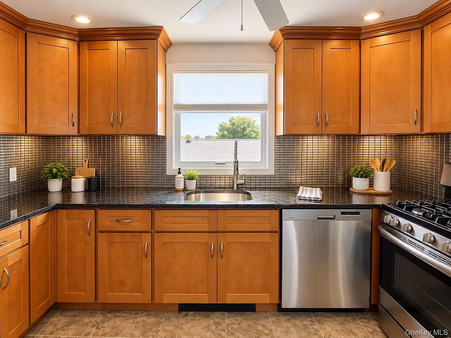 1 bed, 1.0 bath, 1000 sqft, $2,850 — Photo 4