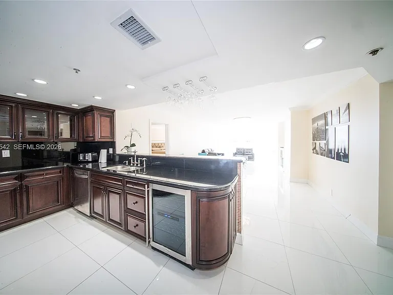 1717 N Bayshore Dr #A-3646 — Photo 6