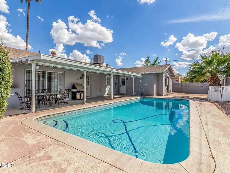3312 S Ventura Dr — Photo 1