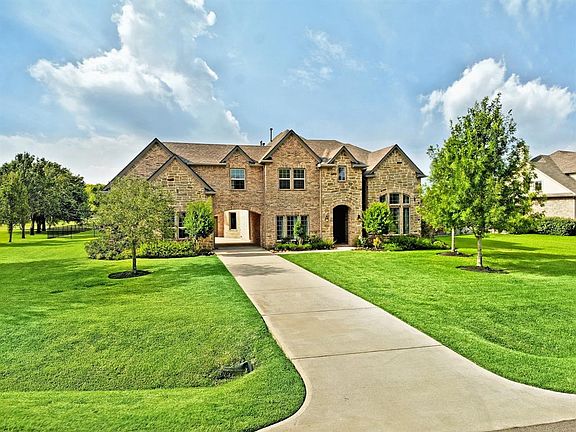 3rd image of 2619 Caney Creek Ct