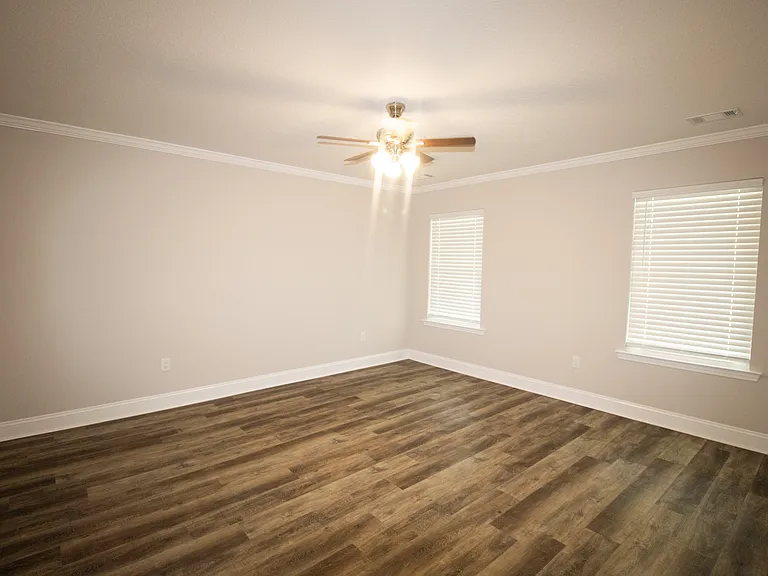 106 Woodsedge Dr #B — Photo 5