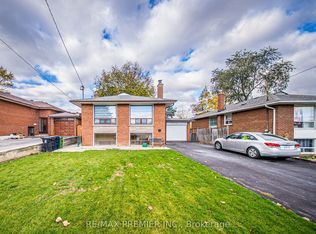 46 Samba Dr, Toronto, ON M9M 2N1