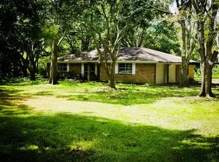 313 County Road 893a, Angleton, TX 77515