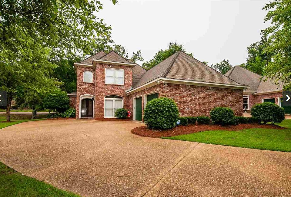 1st image of 249 Woodland Brook Dr
