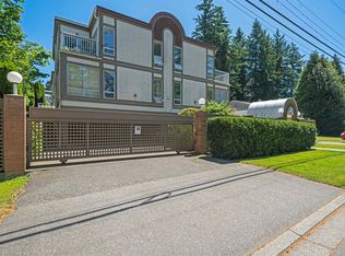 1552 Everall St #3, White Rock, BC V4B 3S8