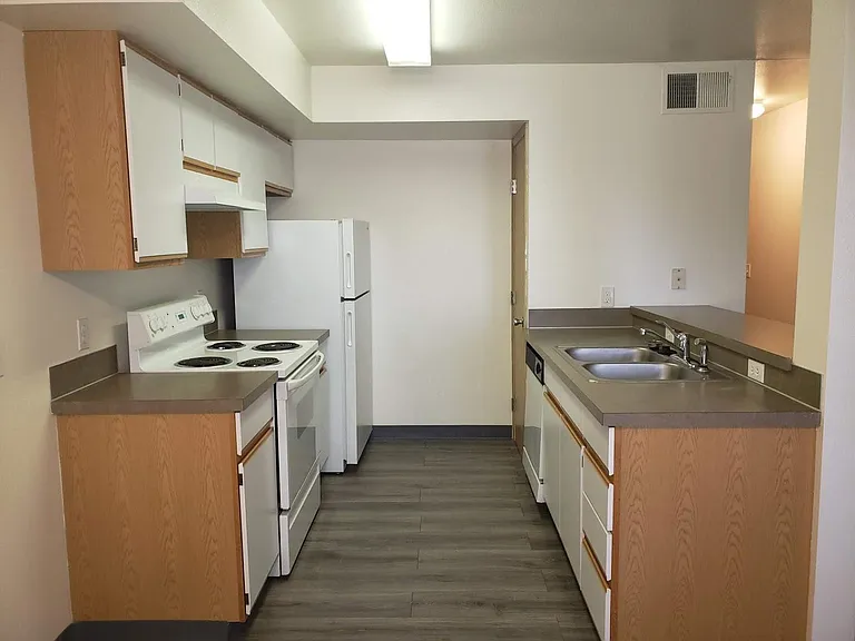 707 S Orchard St #106 — Photo 2