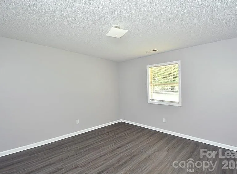 152 Glen Gar Dr — Photo 11