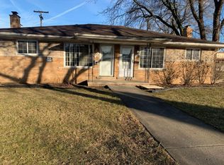 150 Arcola St, Garden City, MI 48135