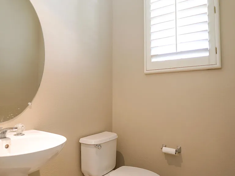 710 Elliot Peak Ave — Photo 11